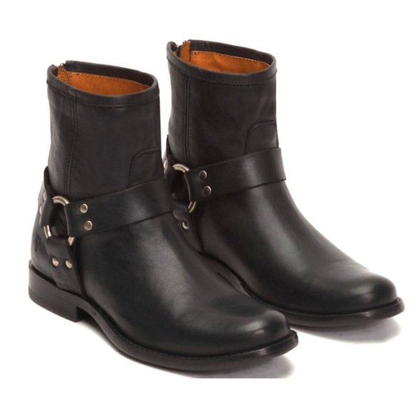 Frye Shoes - Frye | Black Phillip Harness Short Leather Boot